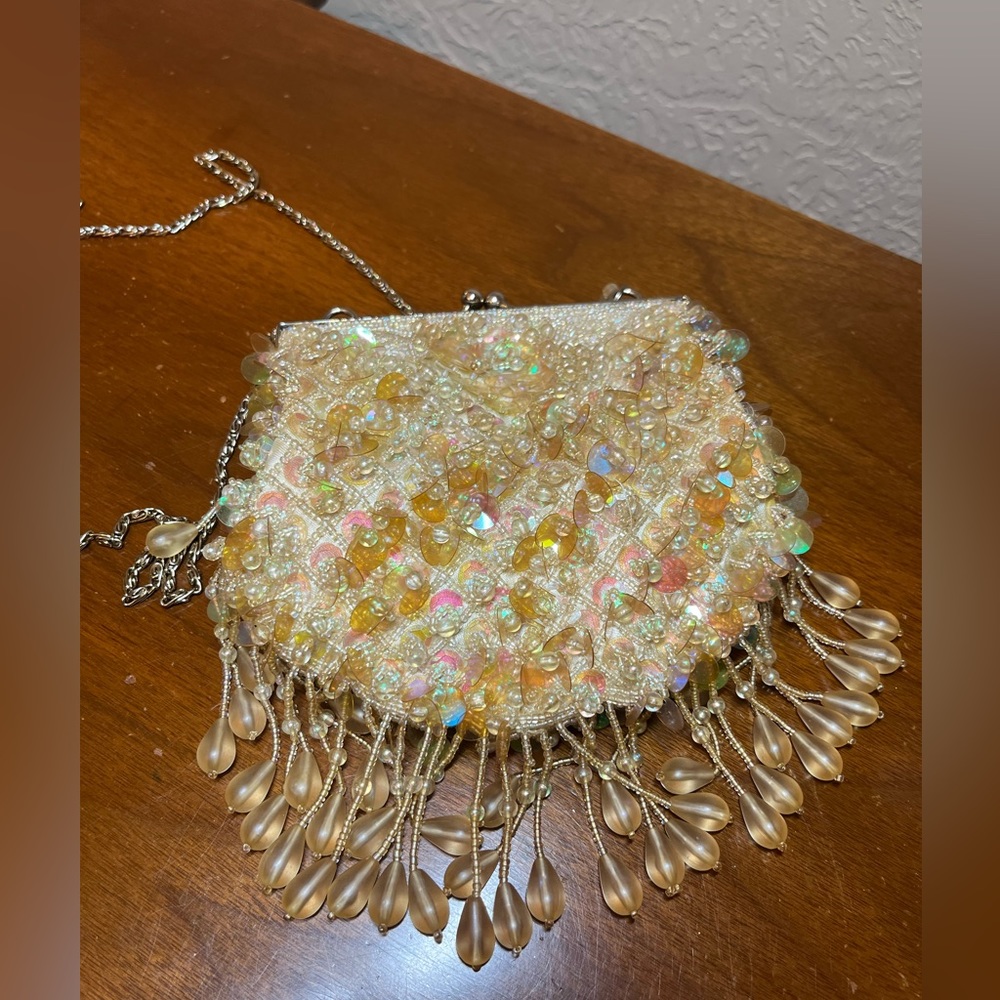 Vintage Hand Beaded Crossbody Purse - Picture 10 of 13